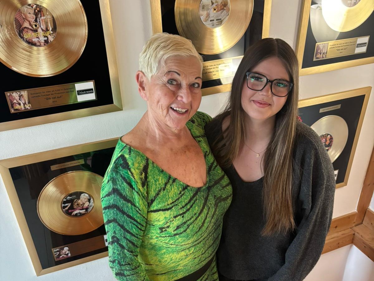 Schülerin interviewt Jazz Gitti: Ein Referat mit Starfaktor